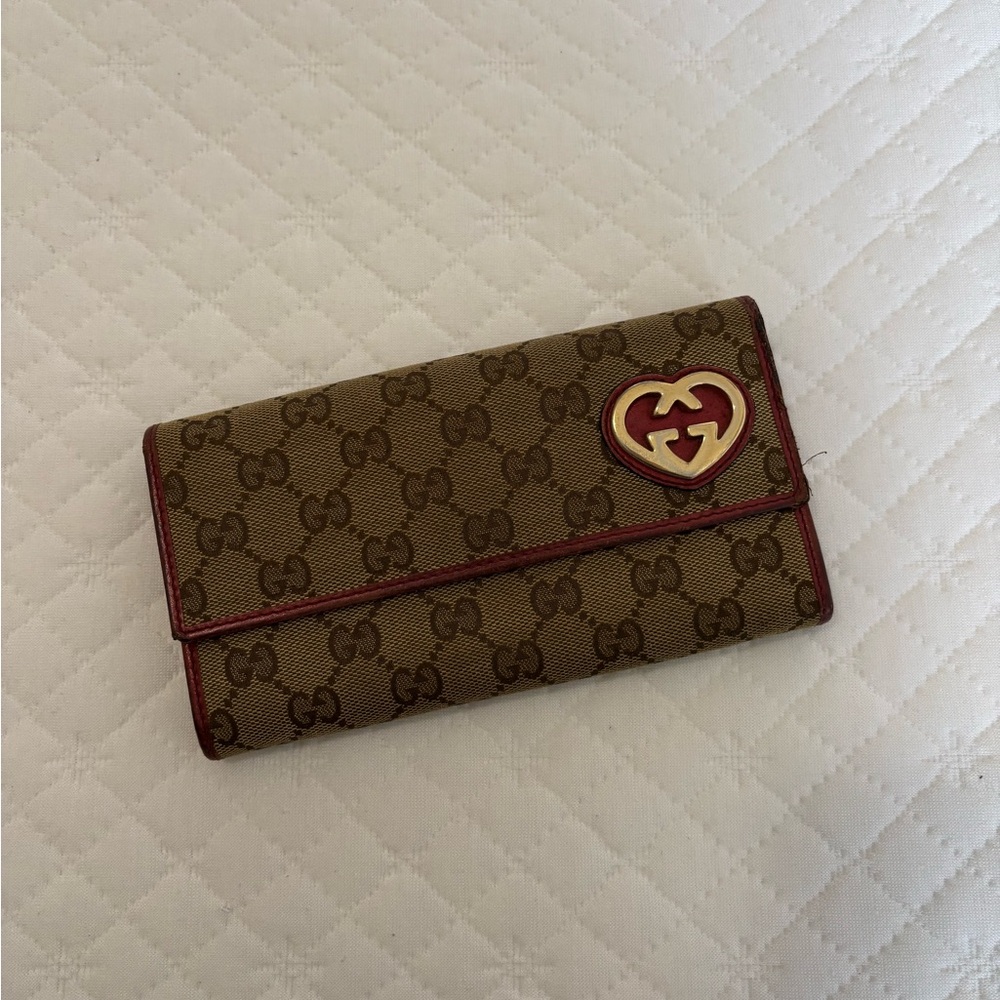 Cute Burberry wallet